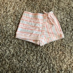 Vineyard vines shorts/skirt colorful stripe super cute